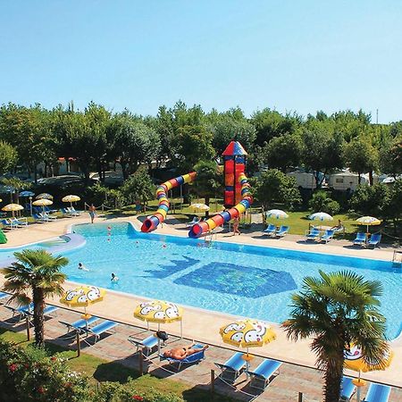 לידו די ג'סולו Camping Parco Capraro מראה חיצוני תמונה