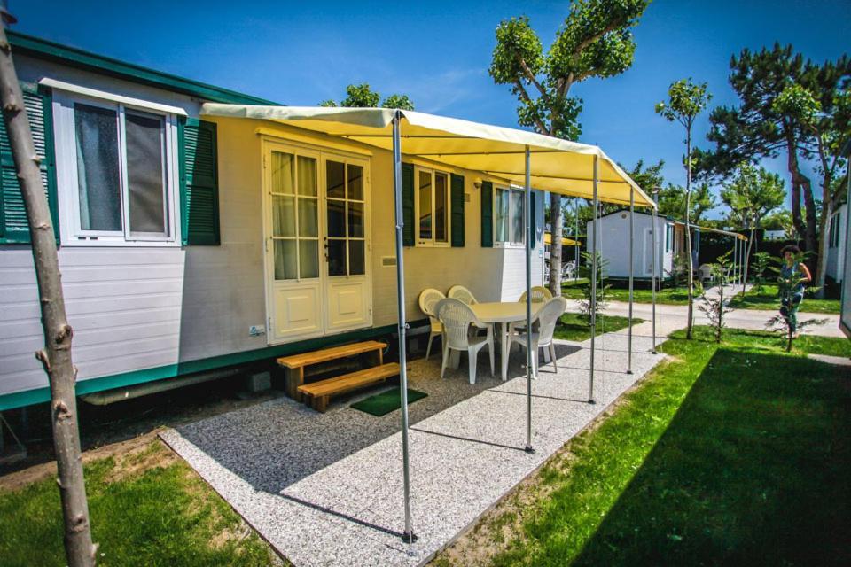 לידו די ג'סולו Camping Parco Capraro חדר תמונה