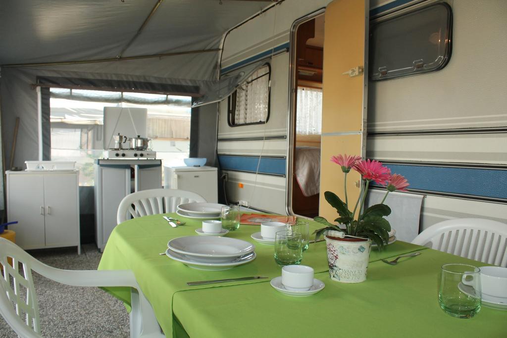 לידו די ג'סולו Camping Parco Capraro חדר תמונה