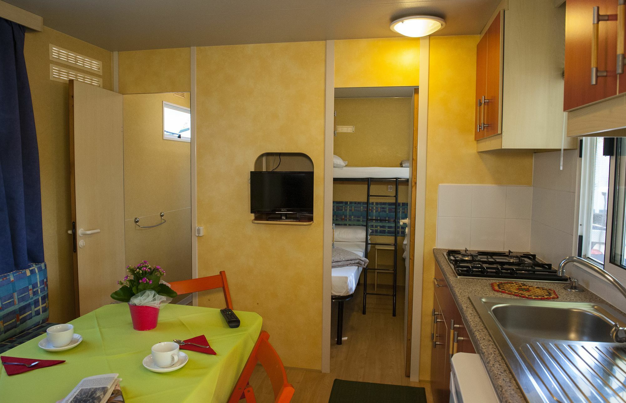 לידו די ג'סולו Camping Parco Capraro מראה חיצוני תמונה